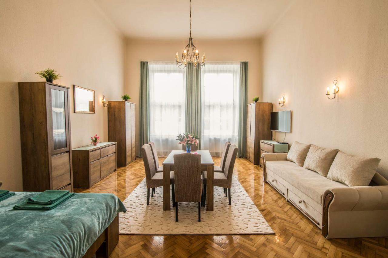 Suzy Apartman エゲル エクステリア 写真
